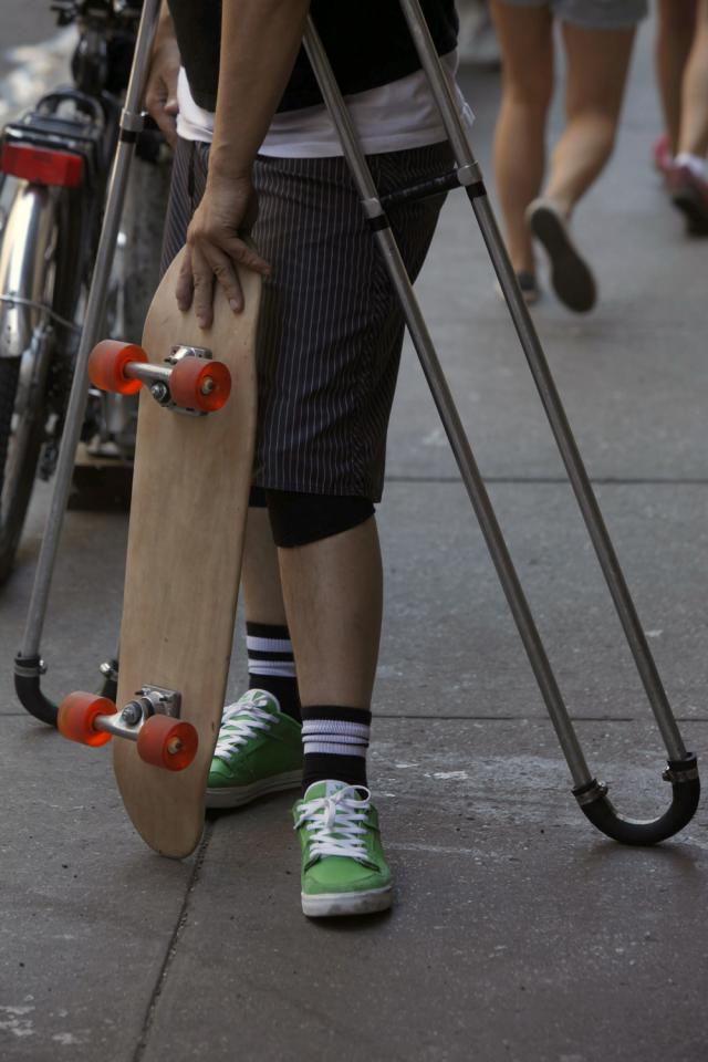 Bill Shannon crutchmaster Skateboard Skater dancer dance parade 2012 disability 