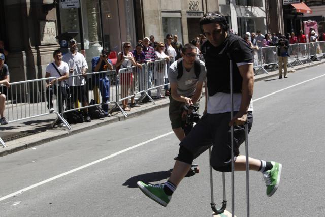 Bill Shannon crutchmaster Skateboard Skater dancer dance parade 2012 disability 